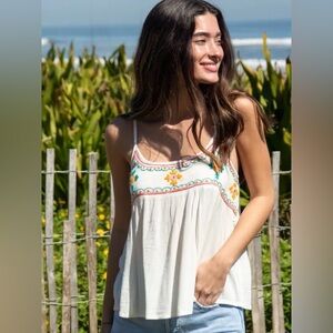 NWT Natural Life Embroidered Sleeveless Blouse